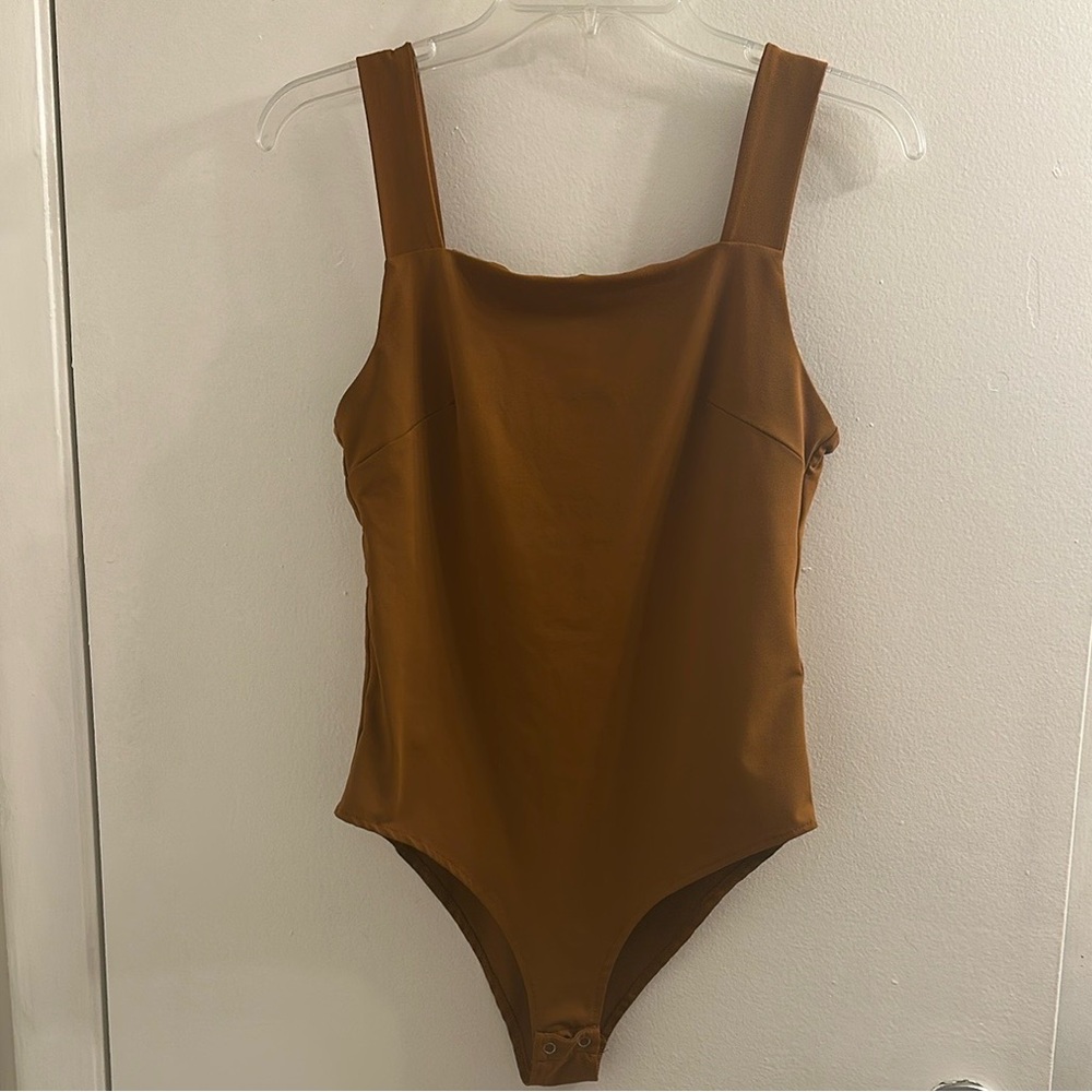ReoRia Brown Square Neck Bodysuit